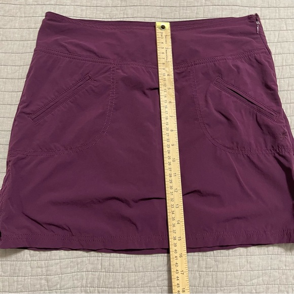 Athleta Ripstop Activewear Skort in Sangria **Read Description - Picture 5 of 12